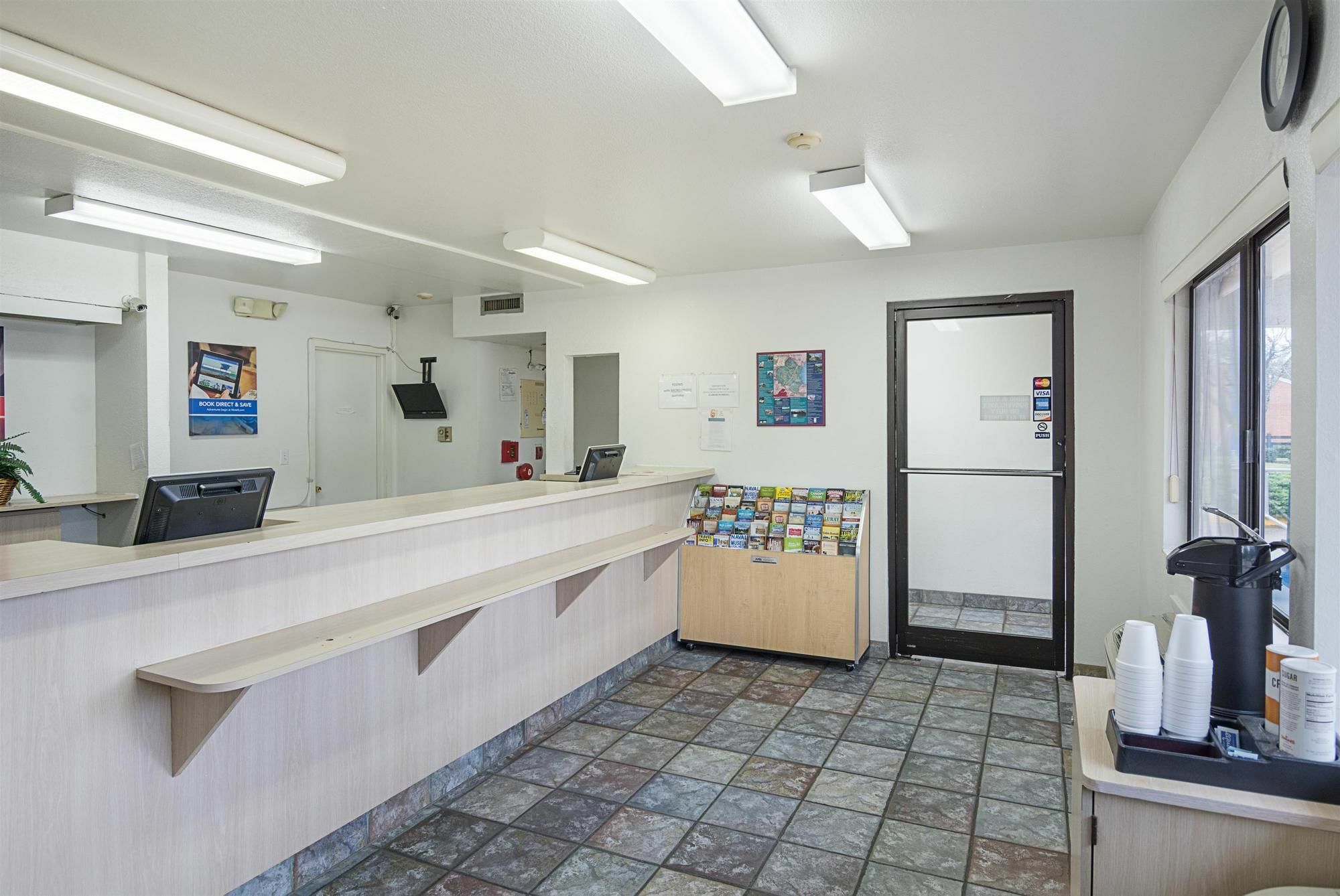 Motel 6 Fredericksburg, Va - North Экстерьер фото