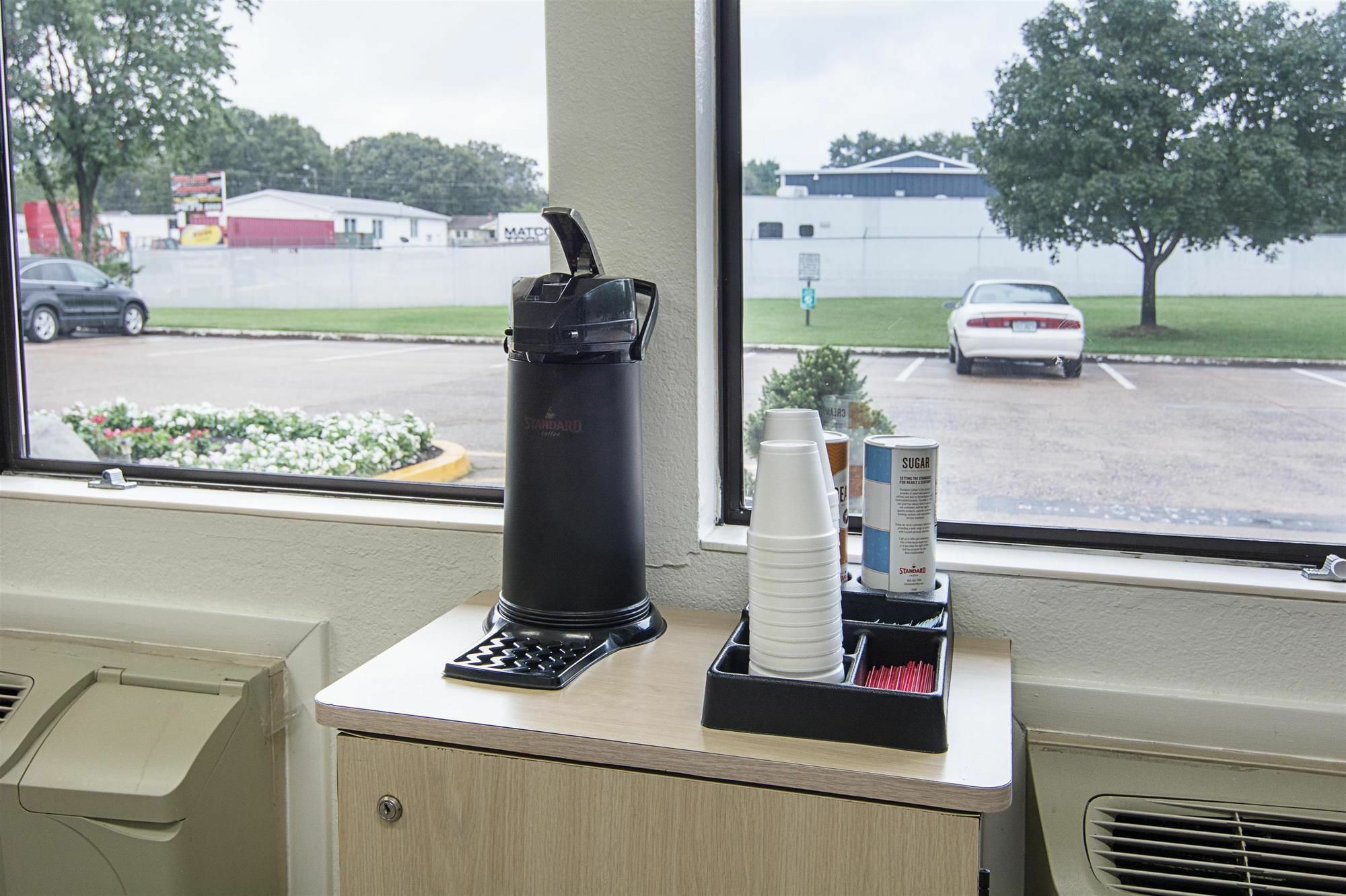Motel 6 Fredericksburg, Va - North Экстерьер фото