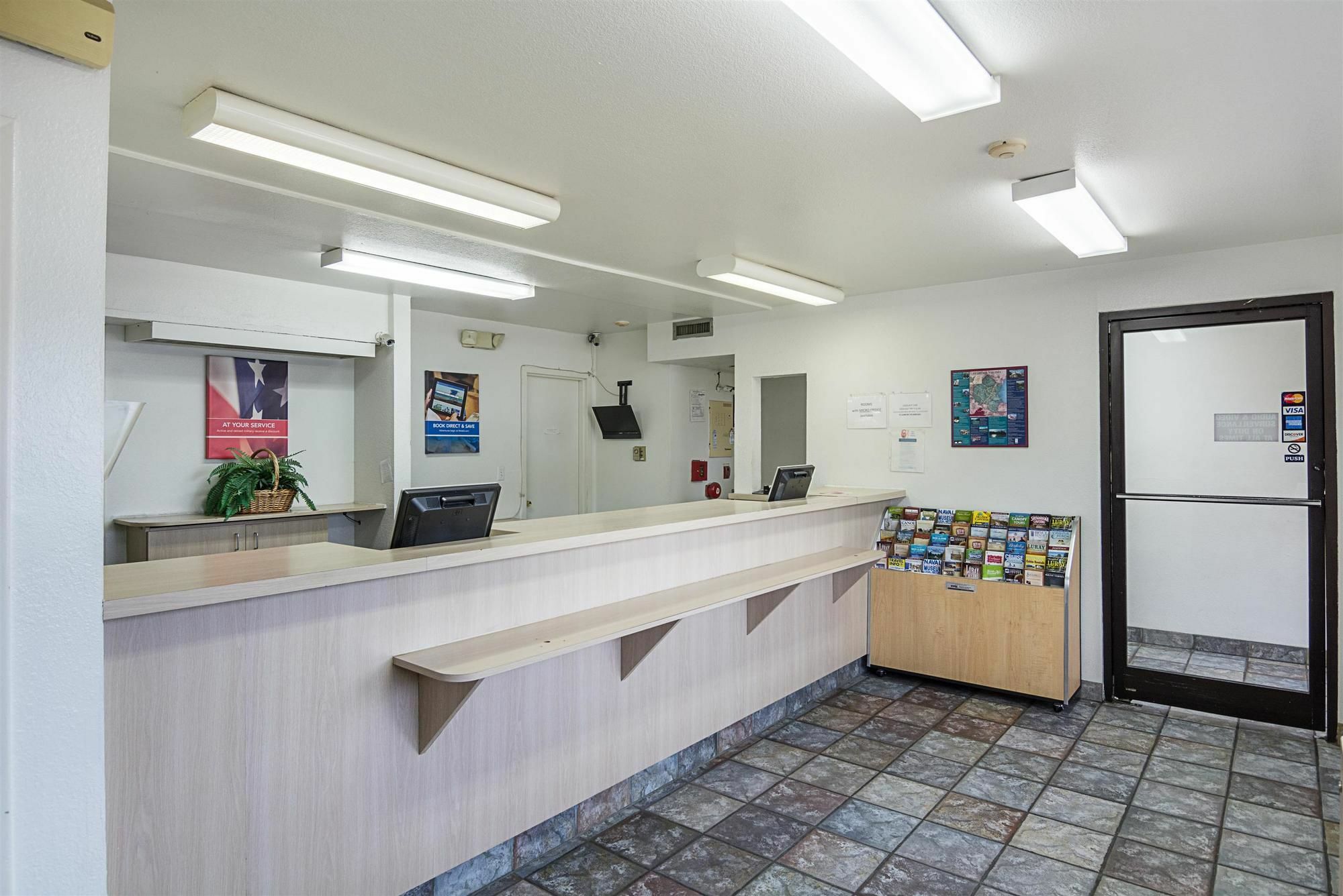 Motel 6 Fredericksburg, Va - North Экстерьер фото