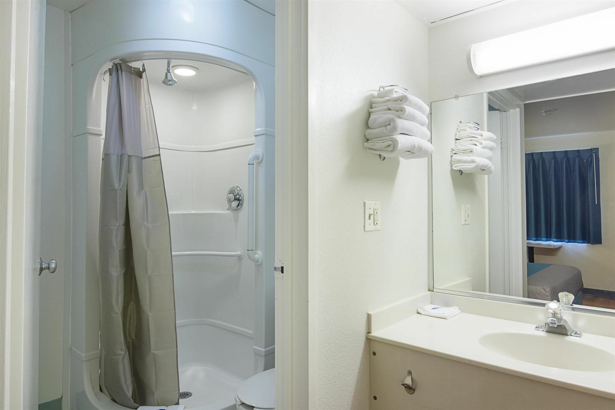 Motel 6 Fredericksburg, Va - North Экстерьер фото
