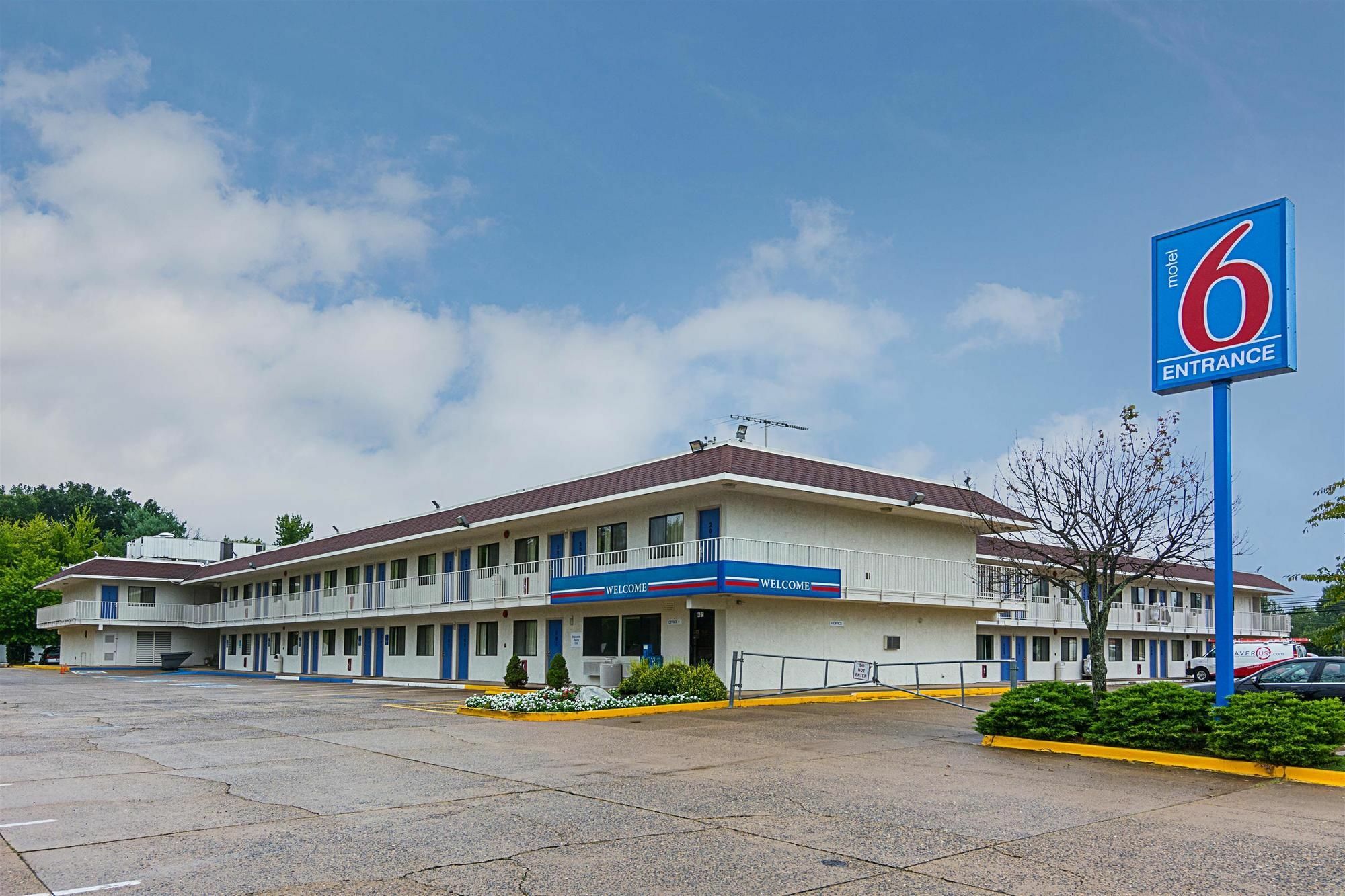 Motel 6 Fredericksburg, Va - North Экстерьер фото